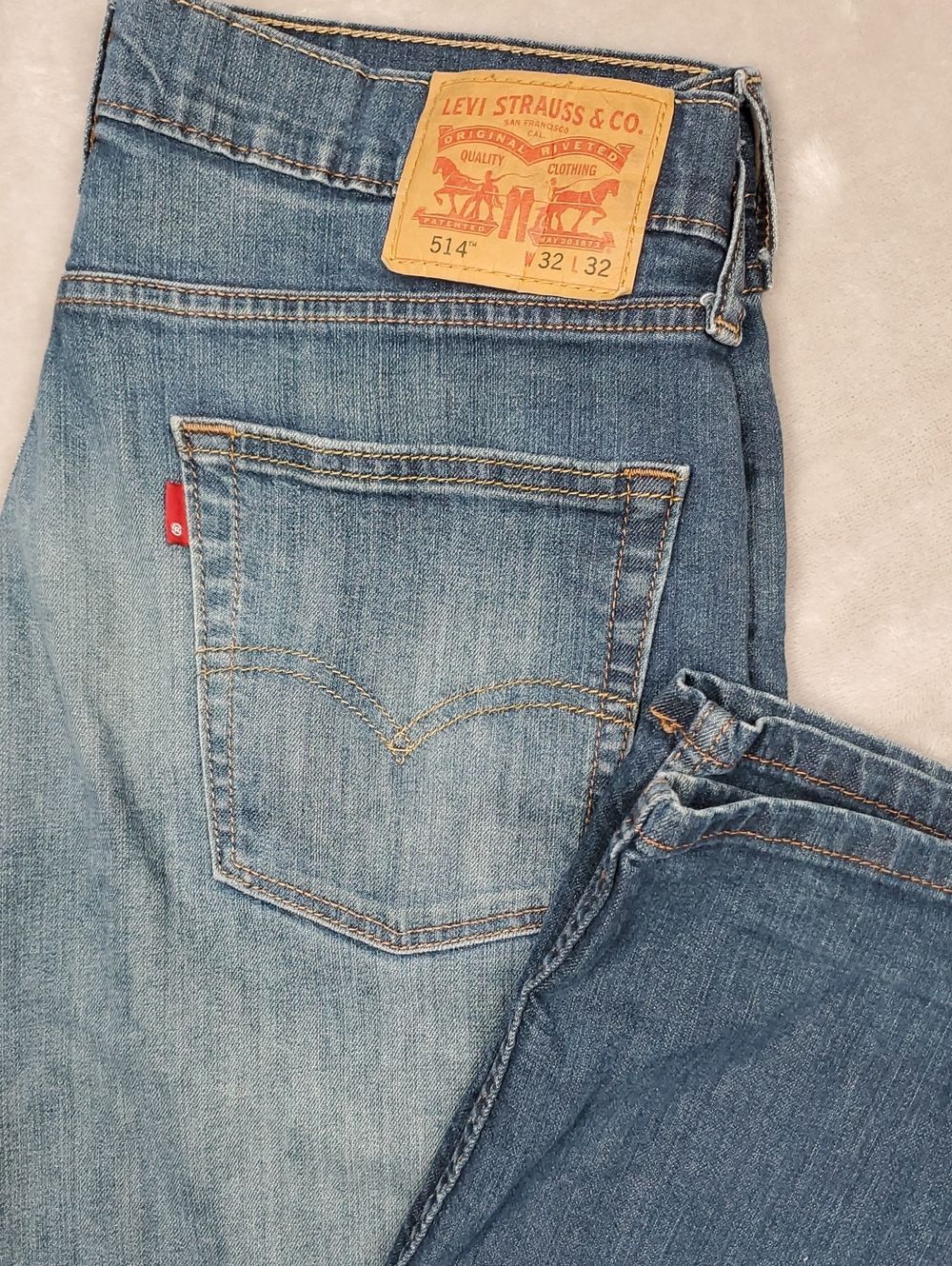 Levi's 514 | Men's 32x32 | Straight Fit Faded Blue Stretch Denim Jeans